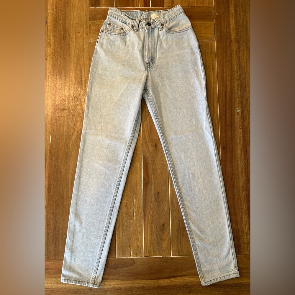 Vintage‎ 512 Levi’s Light Wash High-Rise Women's Jeans. 7L